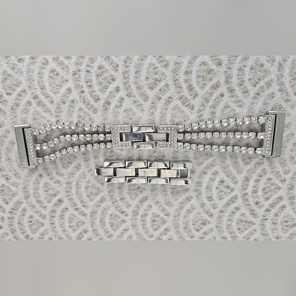 Fitbit Watch Band - Picture 1 of 5